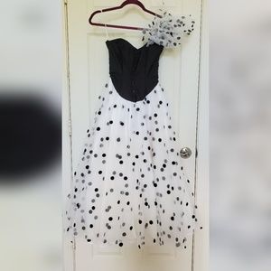 RARE Flirtations by Alfred Angelo